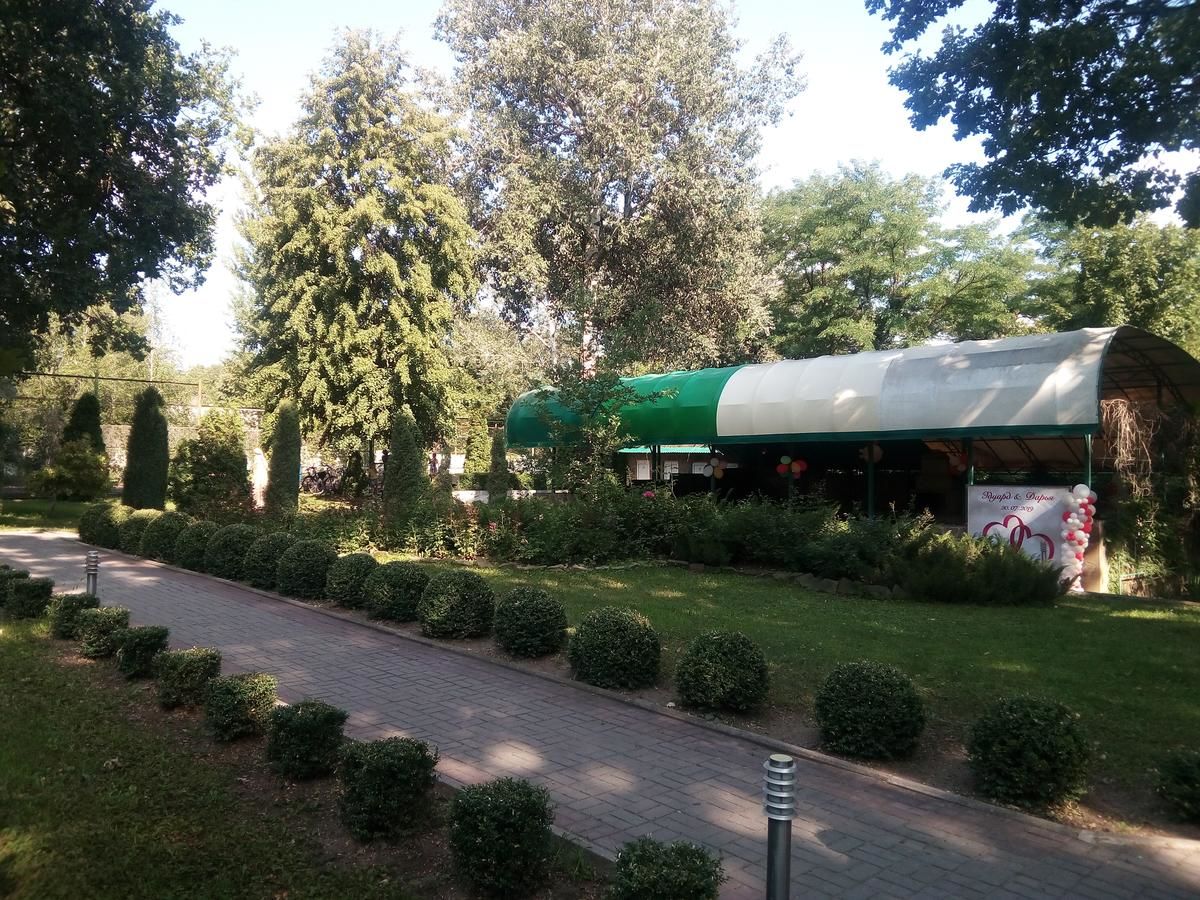 Отель Атлантида Славянск-28